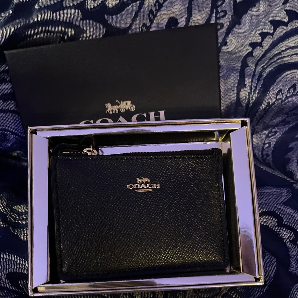 Brand New Black Coach Wallet Wristlet Style